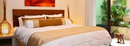El Taj Oceanfront & Beachside Condo Hotel