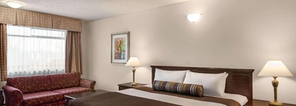 Travelodge By Wyndham Abbotsford Bakerview