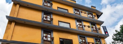 Capital O Hotel Central