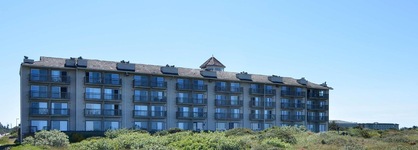 Lighthouse Suites Inn