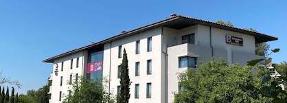 Mercure Aix-En-Prov. La Duranne Gare