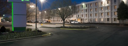 Doubletree By Hilton Hotel Charlotte Airport