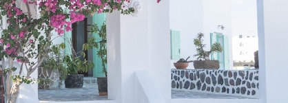 Adamastos Hotel