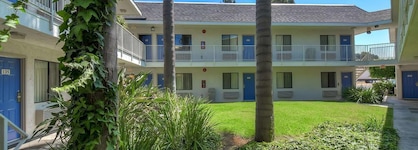 Carlsbad Village Inn
