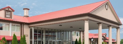 Ramada By Wyndham Bowling Green