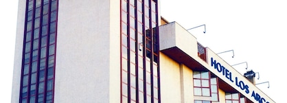 Hotel Ar Los Arcos