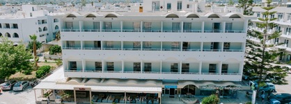 Zephyros Hotel