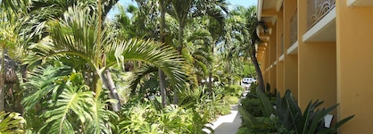 Hampton Inn Key Largo Manatee Bay