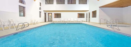 Days Inn & Suites By Wyndham Red Rock-Gallup