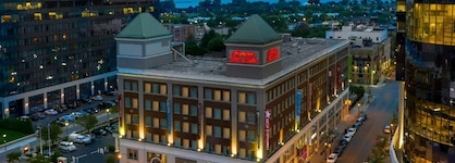 Hampton Inn & Suites Buffalo Downtown