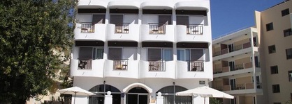 Captain's Hotel