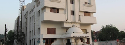 Hotel Rajputana Palace