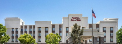 Hampton Inn & Suites Fresno