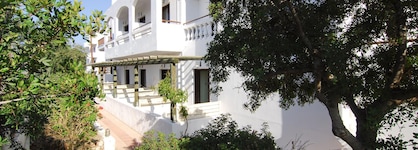 Lato Hotel