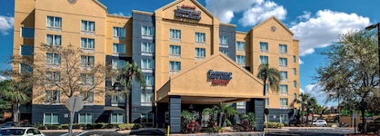 Fairfield Inn & Suites By Marriott Near Universal Orlando