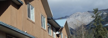 Banff Boundary Lodge