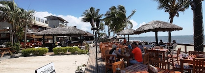 Smugglers Cove Beach Resort And Hotel