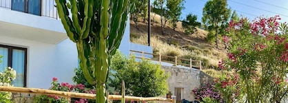 Creta Blue Boutique Hotel