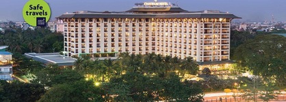 Chatrium Hotel Royal Lake Yangon