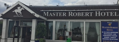The Master Robert Hotel