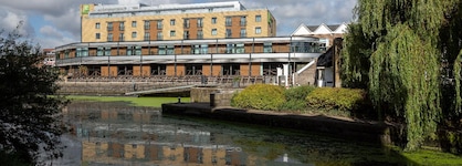 Holiday Inn London Brentford Lock By Ihg