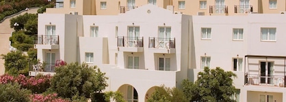 Mare Blue Hotel