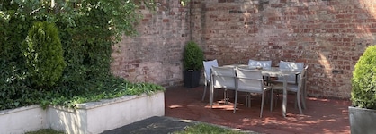 Grosvenor Court Apartments Hobart