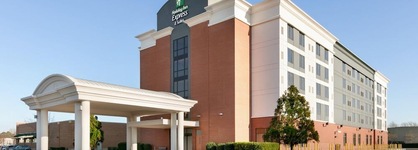 Holiday Inn Express Hotel & Suites Norfolk Airport By Ihg