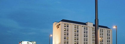 Hampton Inn I 10 & College Drive