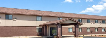 Baymont By Wyndham Oshkosh Airport