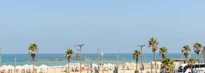 Liber Seashore Suites