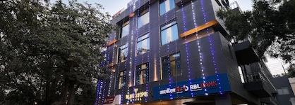 Hotel Blue Stone - Nehru Place