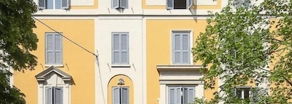 Astoria Palace