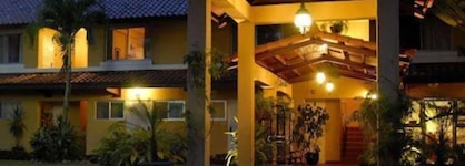 Albrook Inn