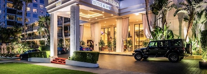 Beverly Hills Plaza Hotel & Spa