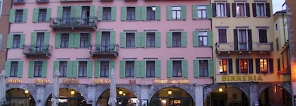 Centrale