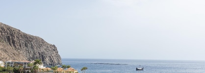 Paloma Beach Apartments