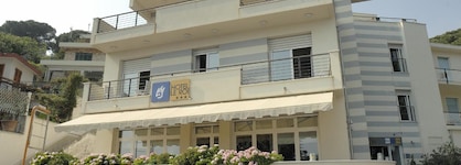Hotel Le Roi