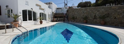Zannis Hotel
