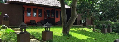 Baannamping Riverside Village