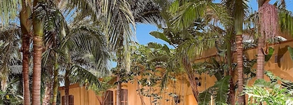 Alo Hotel By Ayres