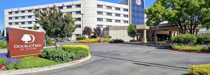 Doubletree By Hilton Pleasanton At The Club