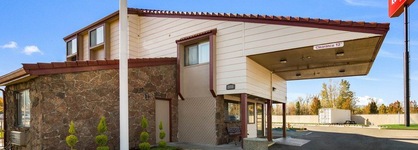Red Roof Inn & Suites Medford - Airport