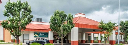 Quality Inn & Suites Kansas City I-435N Near Sports Complex