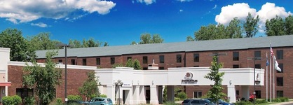 Doubletree By Hilton Grand Rapids Airport
