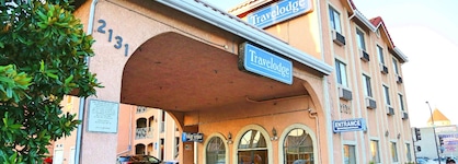 Travelodge By Wyndham Pasadena Central
