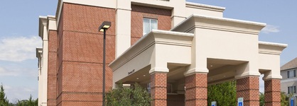 Hampton Inn & Suites Herndon-Reston
