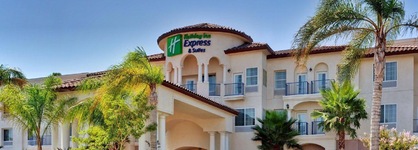 Holiday Inn Express and Suites Corona