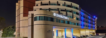Doubletree By Hilton Fullerton