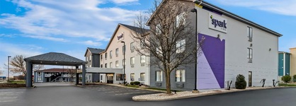 Spark By Hilton Merrillville